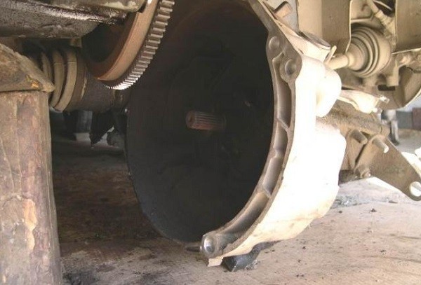 Как снять сцепление