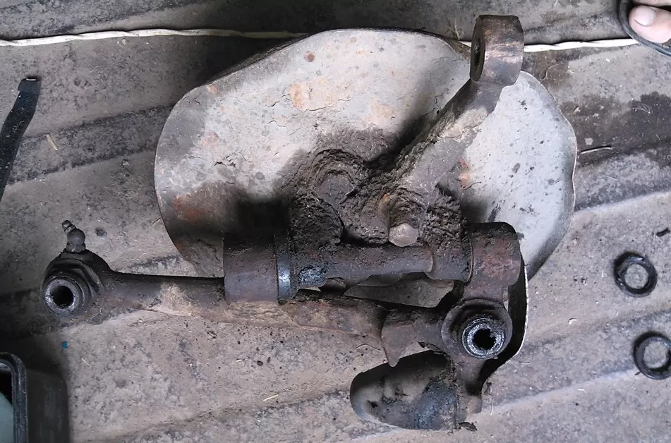 Замена шкворней на ГАЗ 3110 своими руками