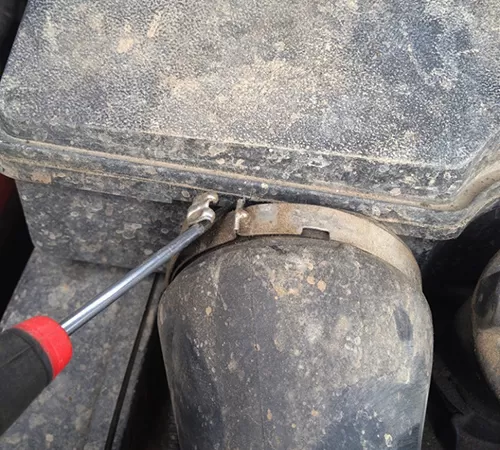 Самостоятельная замена воздушного фильтра Форд Фьюжн