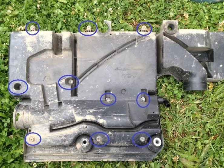 Самостоятельная замена воздушного фильтра Форд Фьюжн