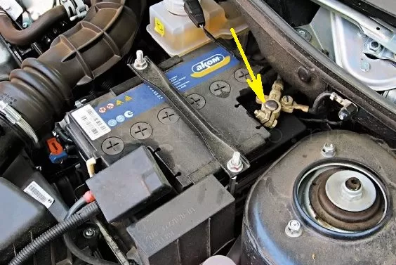 Замена датчика фаз у Лада Гранта