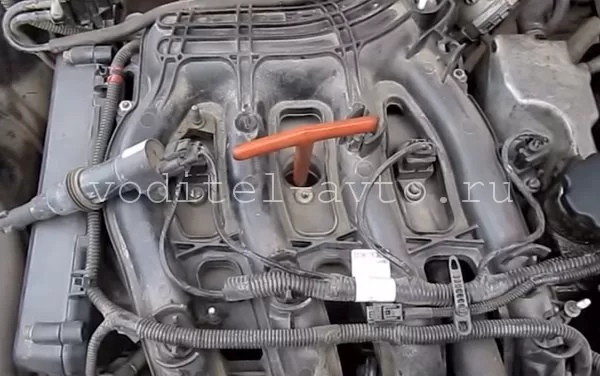 Замена свечей зажигания на Лада Гранта 16 клапанов