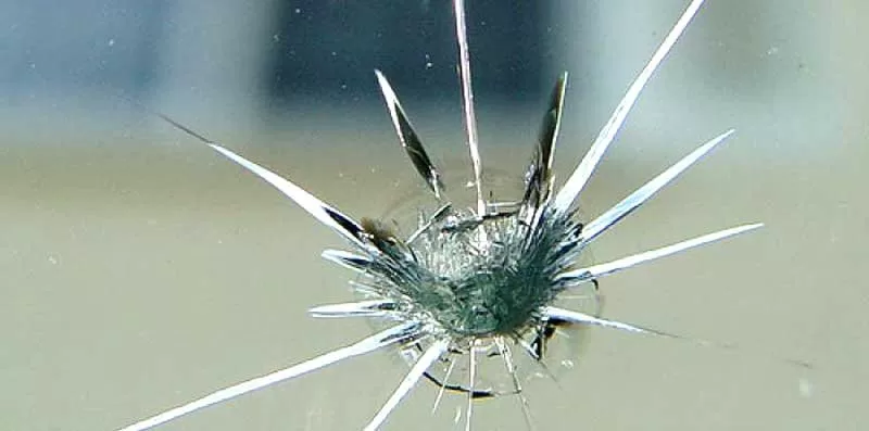 Ремонт трещин и сколов на лобовом стекле