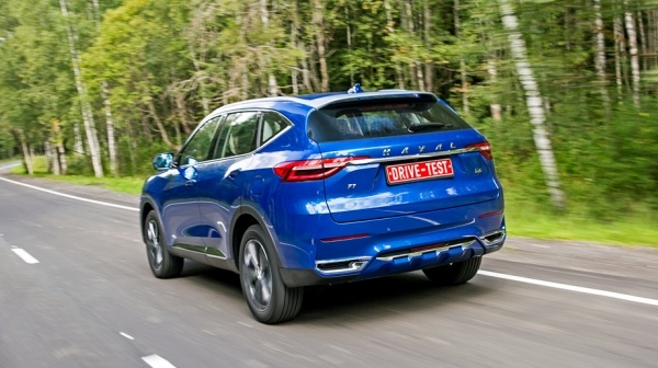 Сравниваем Haval F7, Kia Sportage, Geely Atlas и Renault Arkana Сравниваем Haval F7, Kia Sportage, Geely Atlas и Renault Arkana