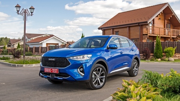 Сравниваем Haval F7, Kia Sportage, Geely Atlas и Renault Arkana Сравниваем Haval F7, Kia Sportage, Geely Atlas и Renault Arkana