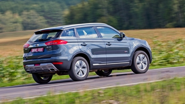 Сравниваем Haval F7, Kia Sportage, Geely Atlas и Renault Arkana Сравниваем Haval F7, Kia Sportage, Geely Atlas и Renault Arkana