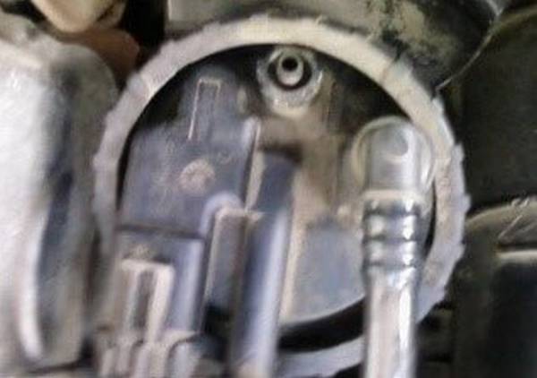 Как меняются топливные фильтры на автомобиле Ford Focus 2 Как меняются топливные фильтры на автомобиле Ford Focus 2