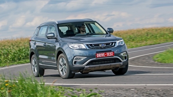 Сравниваем Haval F7, Kia Sportage, Geely Atlas и Renault Arkana Сравниваем Haval F7, Kia Sportage, Geely Atlas и Renault Arkana