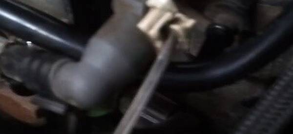 Как меняются топливные фильтры на автомобиле Ford Focus 2 Как меняются топливные фильтры на автомобиле Ford Focus 2