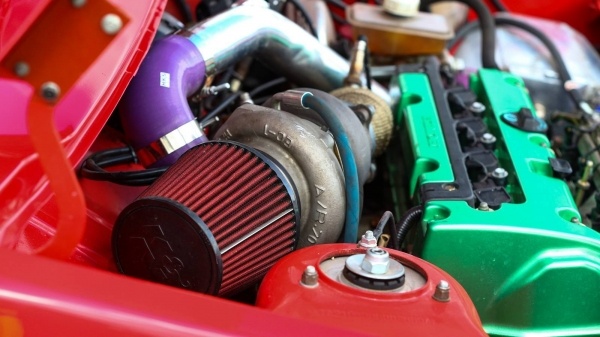 Есть в ней что-то от Ferrari: тюнинг 450-сильного ВАЗ-2108