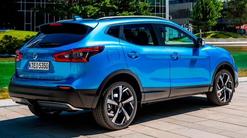 Назван Топ-3 доступных японских кроссоверов