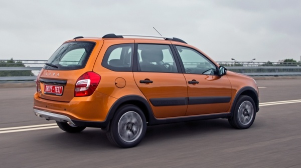 Подбираем оптимальный универсал Lada Granta Cross