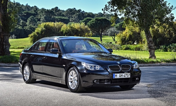 Теория эволюции. Как менялись фирменные «ноздри» автомобилей BMW 