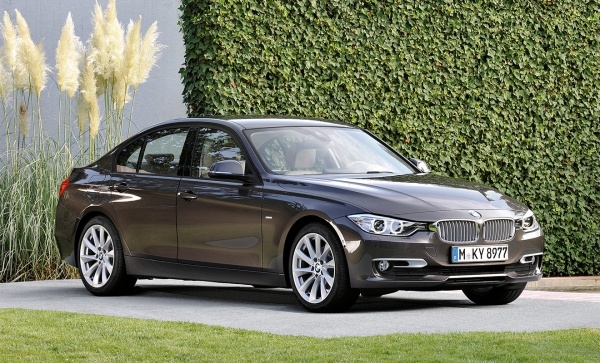 Теория эволюции. Как менялись фирменные «ноздри» автомобилей BMW 