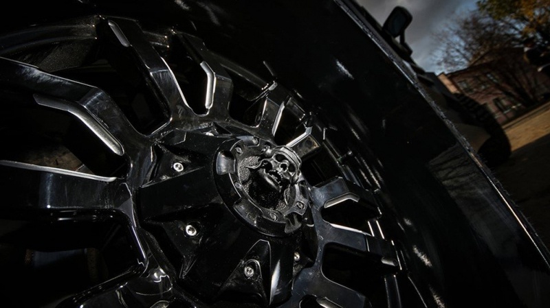 В Латвии разработали внедорожник Black Stallion для съемок в фильме