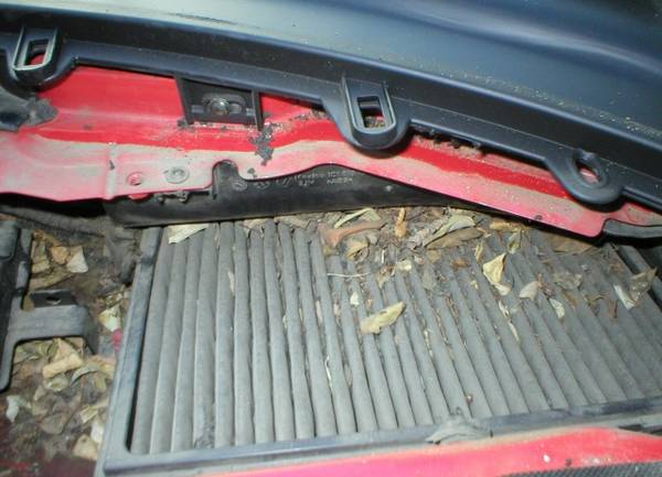 Как заменить салонный фильтр в машине