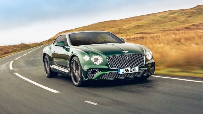 Кабриолет Bentley Continental GT получил крышу в ретростиле