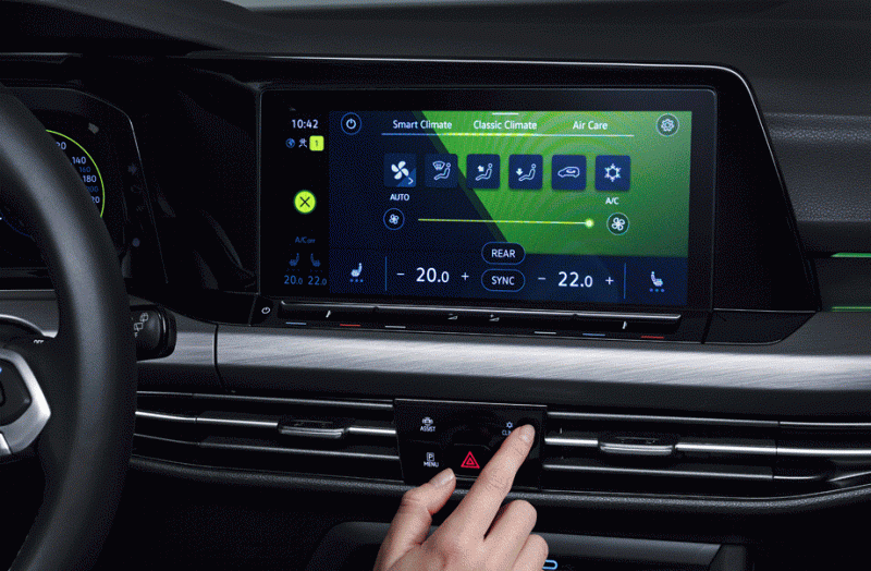 Утыкаемся в техноглянец хэтчбека Volkswagen Golf VIII Утыкаемся в техноглянец хэтчбека Volkswagen Golf VIII